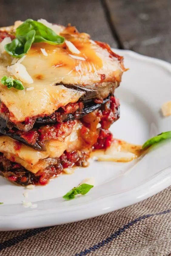 Món ăn Parmigiana được làm từ cà tím (ảnh: internet)