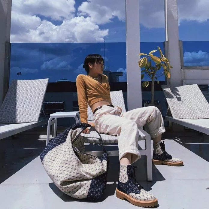 Noze x @jimmychoo (Ảnh: Internet). Noze x @jimmychoo (Ảnh: Internet).