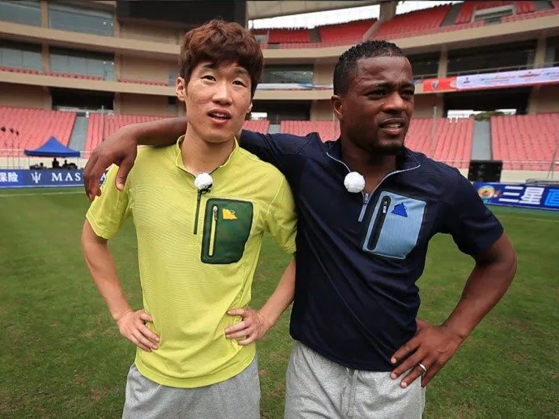 Sự xuất hiện của cầu thủ Park Ji Sung và Evra trên Running Man. (Ảnh: Internet).