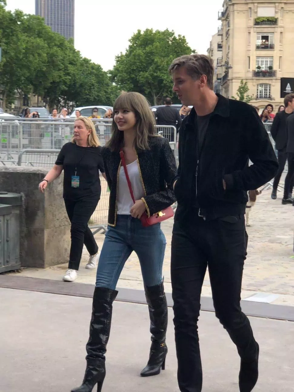 Peter Utz chính là cánh tay phải đắc lực của Hedi Slimane vo cùng thân thiết với Lisa (Nguồn: Internet)