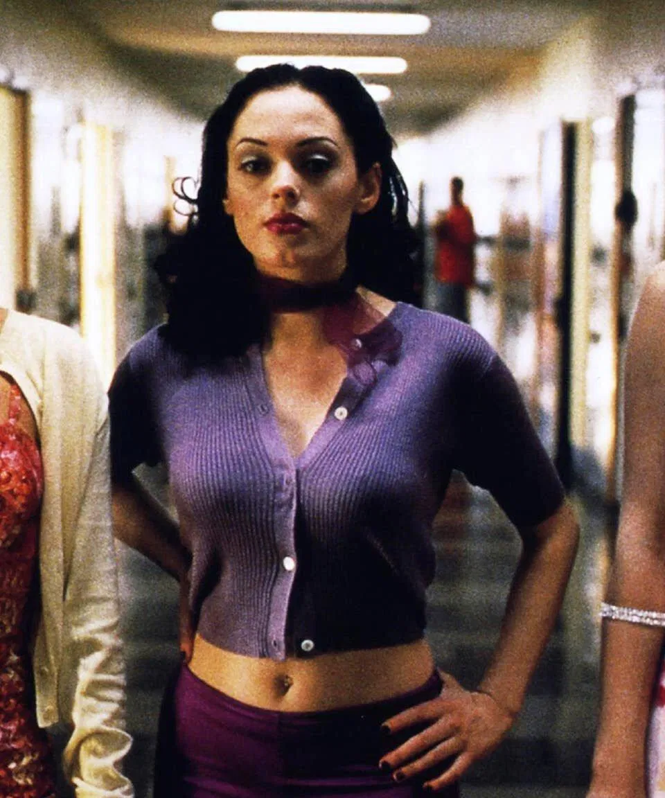 Croptop len tăm cũng là một item xinh xắn không thể thiếu trong tủ đồ (Nguồn: Internet)