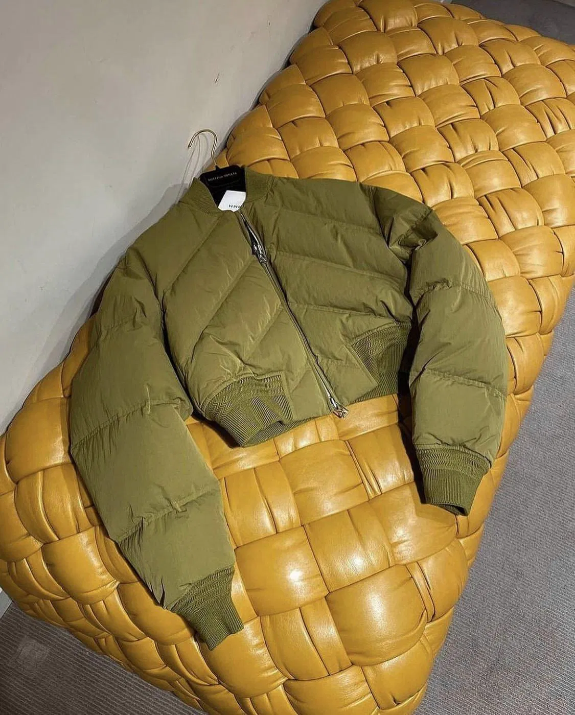 Thiết kế áo khóa bomber (nguồn: internet)