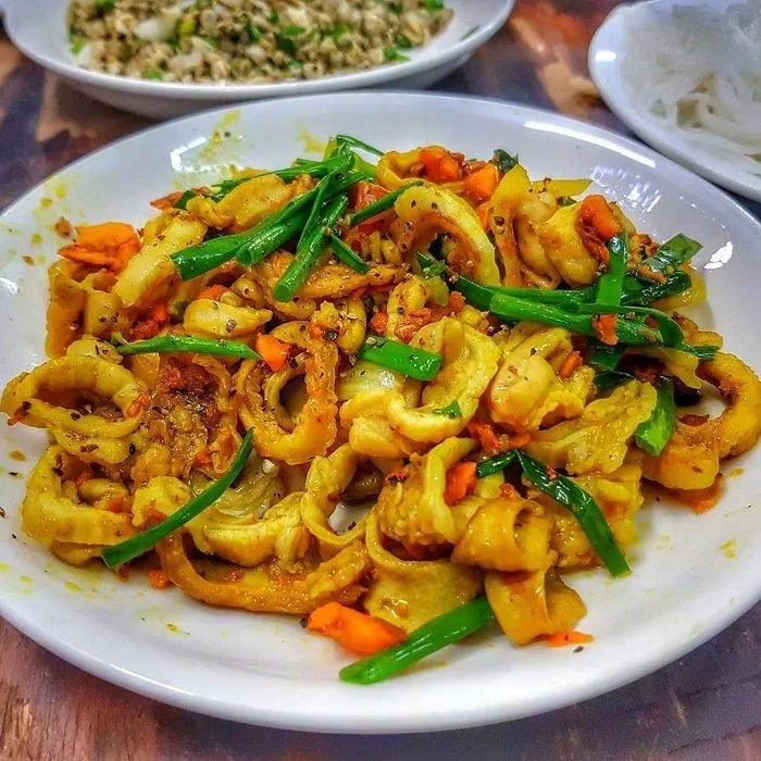 Lòng xào nghệ là món ăn rất thơm (Nguồn: Internet)