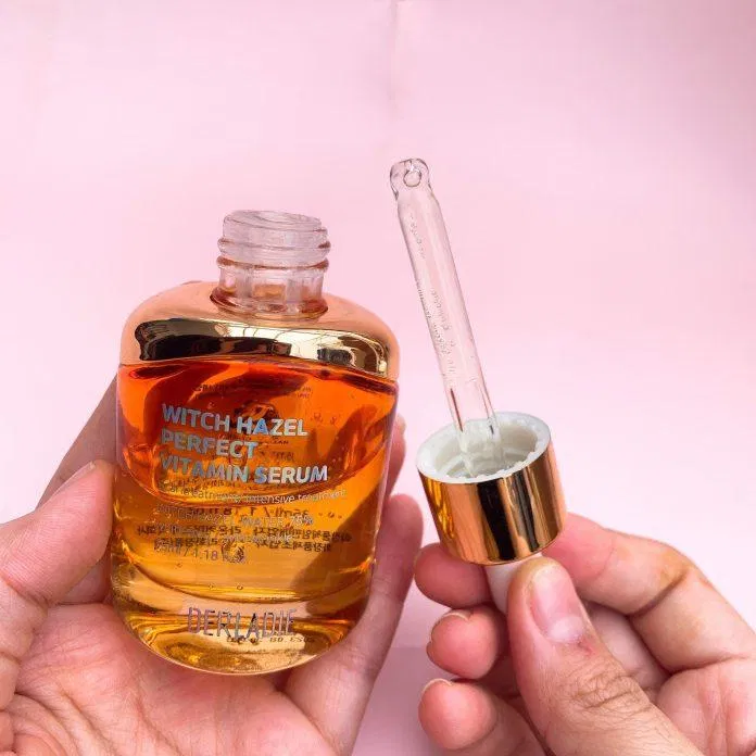 Witch Hazel Perfect Vitamin Serum có thiết kế đẹp và sang trọng. (nguồn: Internet)
