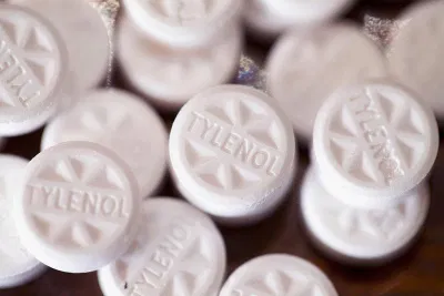 Tylenol không phải thuốc đặc trị COVID-19 (Ảnh: Internet). Tylenol không phải thuốc đặc trị COVID-19 (Ảnh: Internet).