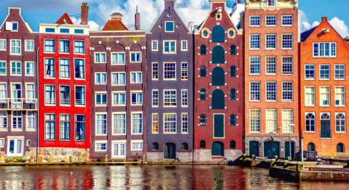 Thành phố Amsterdam chào đón 5 triệu khách du lịch mỗi năm (Nguồn: Internet)