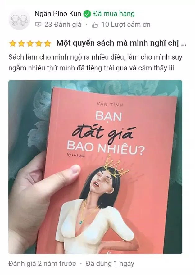 Đánh giá của bạn đọc về "Bạn đắt giá bao nhiêu?" trên Tiki (Nguồn ảnh: BlogAnChoi).