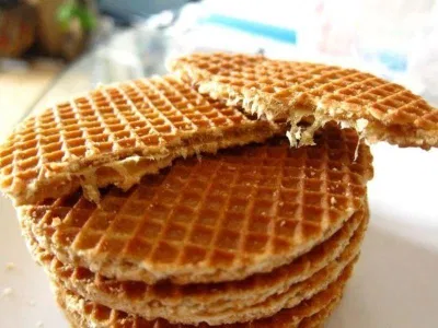 Bánh Stroopwafel Hà Lan (Nguồn: Internet). Bánh Stroopwafel Hà Lan (Nguồn: Internet).