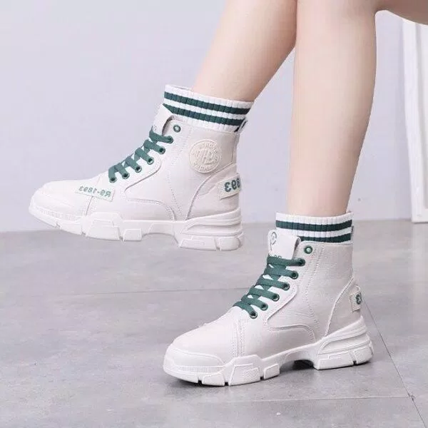 Boots cá tính, năng động ( Ảnh: internet)