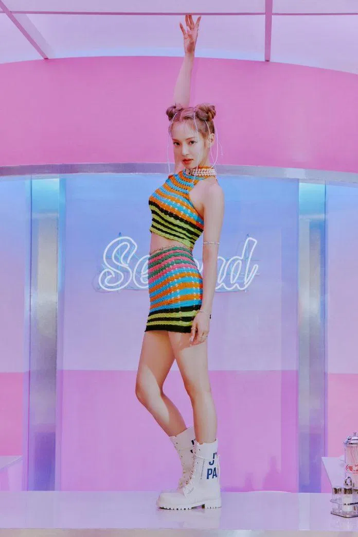 Hyoyeon (SNSD) cực nhí nhảnh trong MV Second (Ảnh: Internet)
