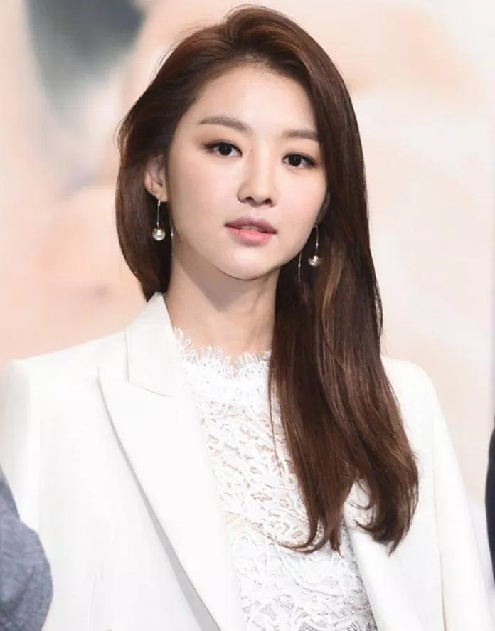 Jang Hee Jin người nổi tiếng bước sang tuổi 40 vào năm 2022. (Nguồn: Internet)