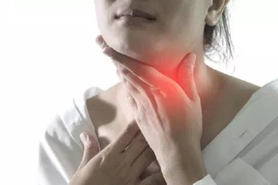 Dây thanh âm trong cổ họng bị viêm sẽ gây khàn tiếng (Ảnh: Internet). Dây thanh âm trong cổ họng bị viêm sẽ gây khàn tiếng (Ảnh: Internet).