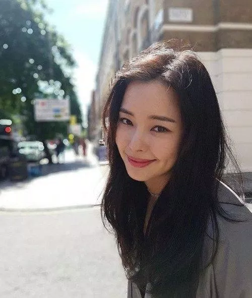 Lee Hani người nổi tiếng bước sang tuổi 40 vào năm 2022. (Nguồn: Internet)