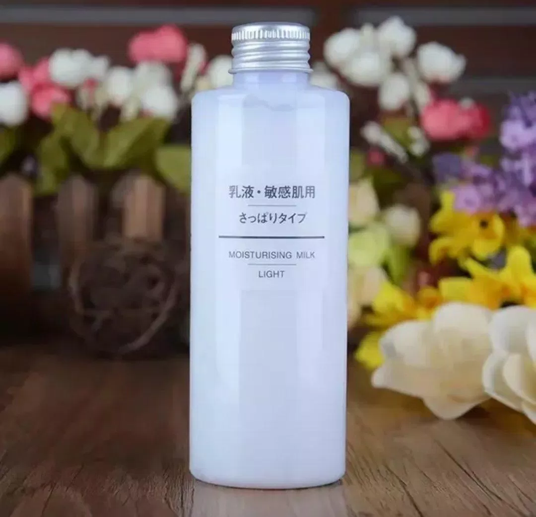 Lotion cấp ẩm, dưỡng da Muji Moisturising Milk (Ảnh: Internet).