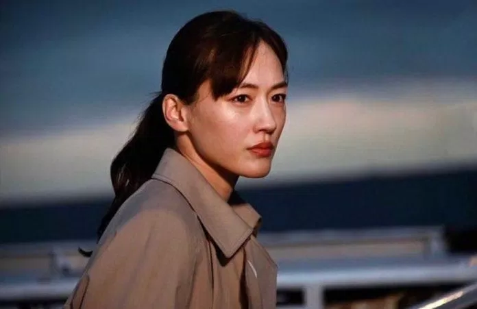 "Búp bê Nhật Bản" Ayase Haruka đứng vị trí thứ 7 trong danh sách những nữ diễn viên sở hữu đôi mắt đẹp nhất showbiz xứ Phù Tang với 356 phiếu bình chọn từ người hâm mộ. (Nguồn: Internet)