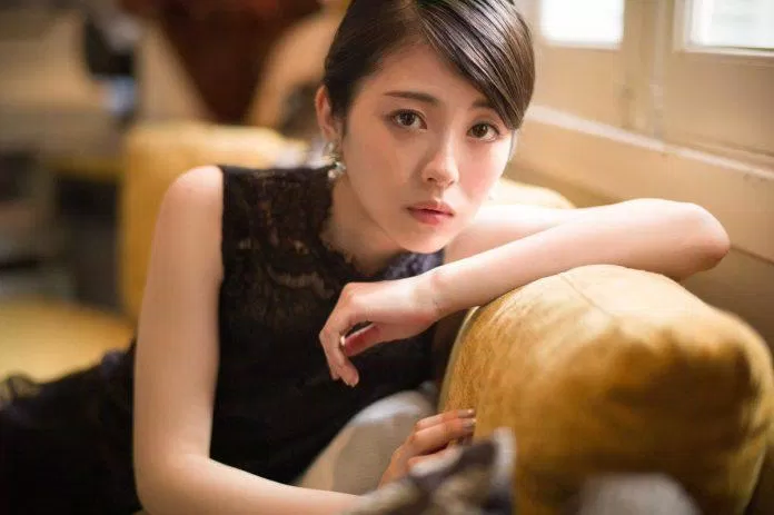 "Viên ngọc thô" Hamabe Minami đứng vị trí thứ 8 trong danh sách những nữ diễn viên sở hữu đôi mắt đẹp nhất showbiz xứ Phù Tang với 329 phiếu bình chọn từ người hâm mộ. (Nguồn: Internet)
