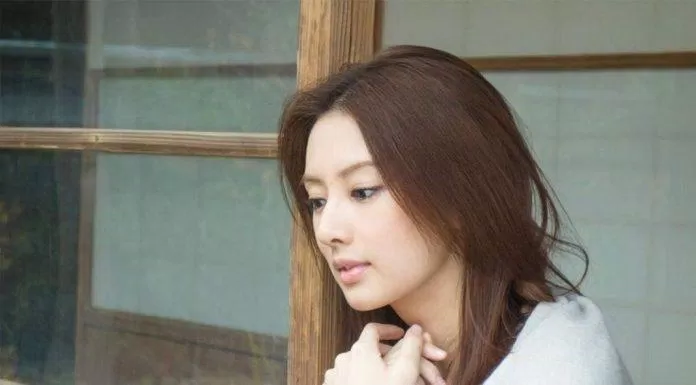 "Mỹ nhân Nhật Bản đẹp nhất mọi thời đại" Kitagawa Keiko đứng vị trí thứ 10 trong danh sách những nữ diễn viên sở hữu đôi mắt đẹp nhất showbiz xứ Phù Tang với 253 phiếu bình chọn từ người hâm mộ. (Nguồn: Internet)