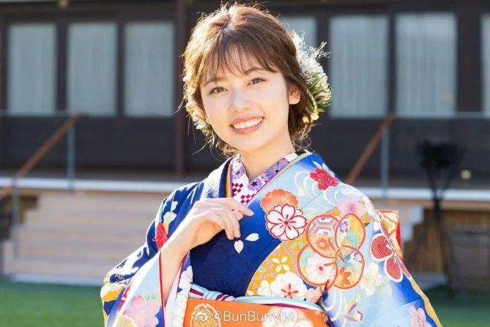 Nữ diễn viên Koshiba Fuka đứng vị trí thứ 19 trong danh sách những nữ diễn viên sở hữu đôi mắt đẹp nhất showbiz xứ Phù Tang với 150 phiếu bình chọn từ người hâm mộ. (Nguồn: Internet)