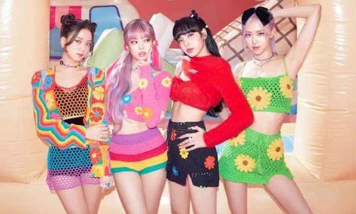 Blackpink khiến fan gào thét trong MV Ice Cream đầy màu sắc (Ảnh: Internet)