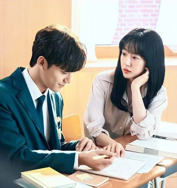 Trong Melacholia, Lee Do Hyun sẽ đóng cùng đàn chị lớn hơn 16 tuổi. (Ảnh: Internet)