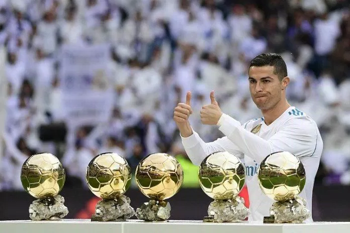 Ronaldo đã giành được 5 Quả bóng Vàng tính tới nay (Ảnh: Internet). Ronaldo đã giành được 5 Quả bóng Vàng tính tới nay (Ảnh: Internet).