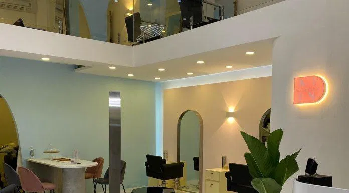 Điểm danh 9 salon nhuộm tóc đẹp nhất Sài Gòn alex hair salon bestyle hair salon chí tâm hair salon Dịch vụ fiberglass salon gác mini hair spa HCM hiếu trang salon nhuộm tóc Sài Gòn salon nhuộm tóc đẹp Salon tóc salon tóc đẹp salon tóc đẹp sài gòn Samie Hair Color Salon and Studio thông tin tóc đẹp