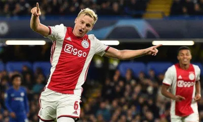 Một VDB tung hoành tại Ajax nay đã trở thành "người thừa tại MU (Nguồn : Internet).