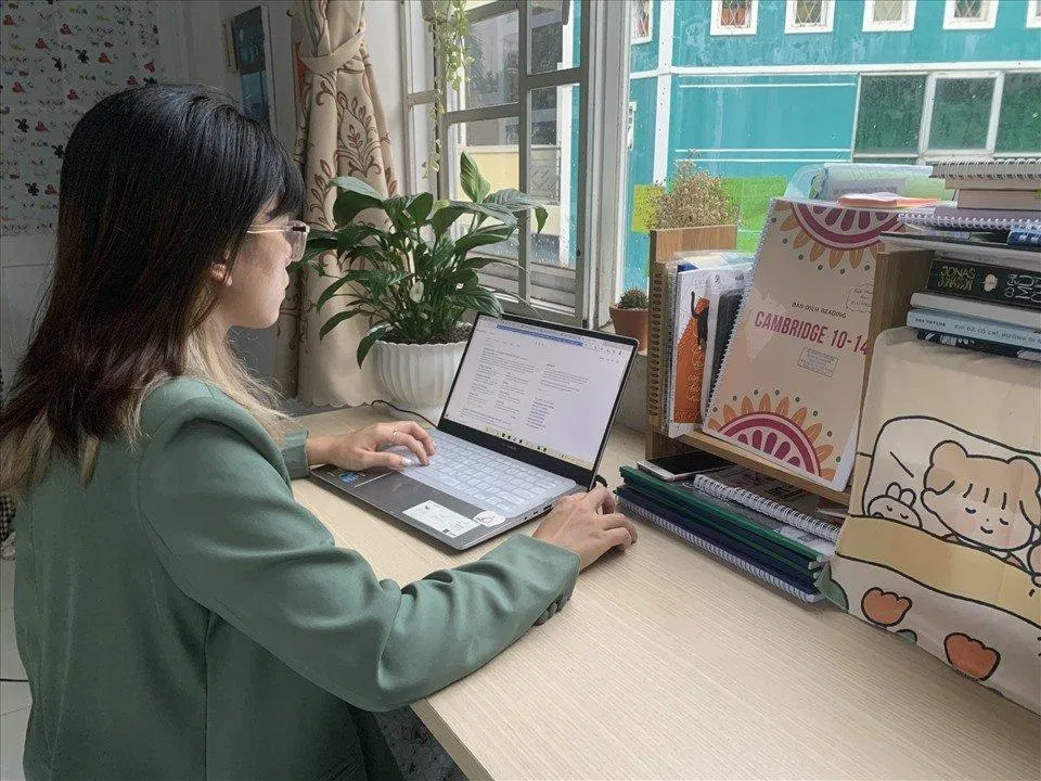 Ngồi quá lâu là thói quen không tốt cho xương khớp (Nguồn: Internet) Ngồi quá lâu là thói quen không tốt cho xương khớp (Nguồn: Internet)