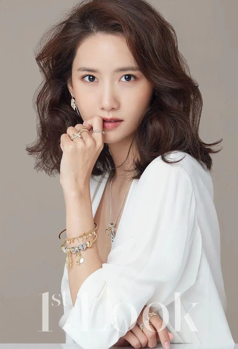 7 nữ thần tượng K-Pop giàu nhất năm 2021 Bae Suzy Black Pink BoA Girls Generation IU Lee Hyori Lisa Nữ thần nữ thần tượng Sandara Park thần tượng Yoona