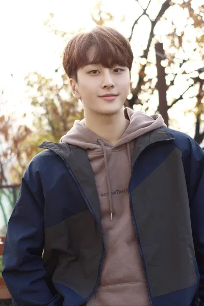 Kim Jin Kwon vai Baek Ho Min, trợ lý của Seo Joon (Ảnh: Internet).
