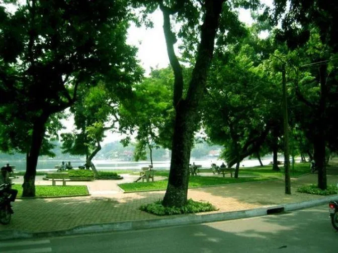 Mỗi khi đi ngang qua con phố này, em đều rất nhớ anh! (Ảnh: Internet) Mỗi khi đi ngang qua con phố này, em đều rất nhớ anh! (Ảnh: Internet)