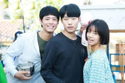 Ba người bạn thân