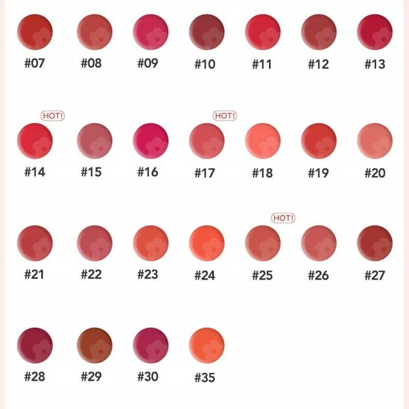 Nhiều màu son thích hợp với nhiều makeup look khác nhau( Nguồn: Internet) Nhiều màu son thích hợp với nhiều makeup look khác nhau( Nguồn: Internet)
