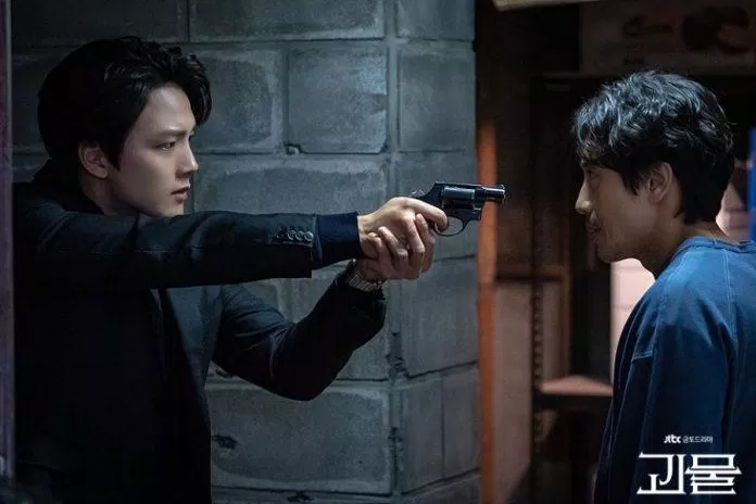 Shin Ha Kyun và Yeo Jin Goo trong Vượt Ra Tội Ác. (Nguồn: Internet)