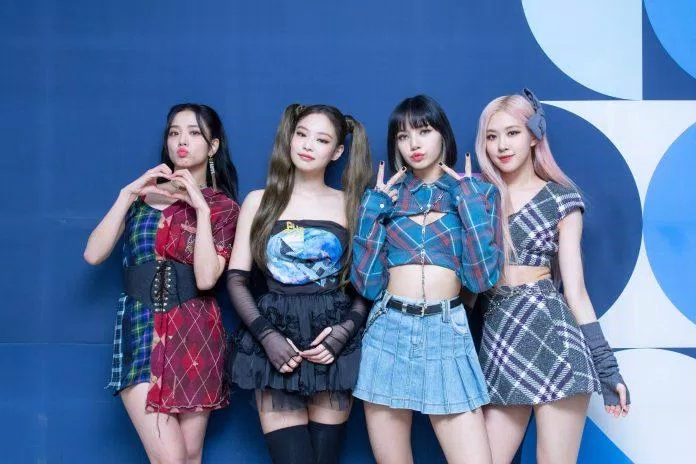 Danh tiếng và sức ảnh hưởng của BLACKPINK có thể dẫn đến hậu quả nghiêm trọng khi truyền tải thông tin sai lệch (Ảnh: Internet) Danh tiếng và sức ảnh hưởng của BLACKPINK có thể dẫn đến hậu quả nghiêm trọng khi truyền tải thông tin sai lệch (Ảnh: Internet)