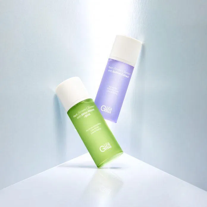 Bộ đôi sữa rửa mặt Gilaa Plant Serum Cleanser thiết kế dạng chai hình trụ với phối màu pastel nhẹ nhàng (Nguồn: internet)