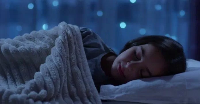 Ngủ đúng giờ và đủ giấc góp phần giảm mệt mỏi vào ban ngày (Nguồn: Internet). Ngủ đúng giờ và đủ giấc góp phần giảm mệt mỏi vào ban ngày (Nguồn: Internet).