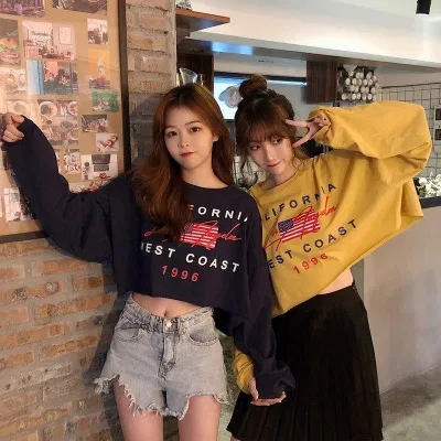 croptop cùng với em quần short cho ngày mới năng động ( Ảnh; internet)