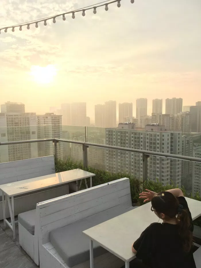 Khung cảnh của Trill Rooftop Cafe (Ảnh: Internet)