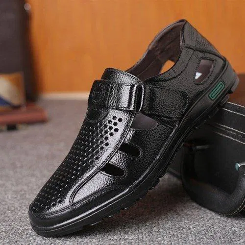 Mang giày thoáng khí giúp chân thoải mái hơn (Ảnh: Internet). Mang giày thoáng khí giúp chân thoải mái hơn (Ảnh: Internet).