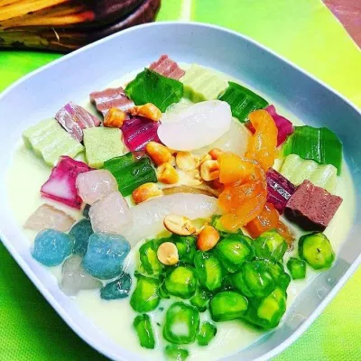 Món chè dừa nước ngọt lịm, thanh mát, gây mê mẫn ngay từ lần đầu ăn (Nguồn: Trung Hiếu).