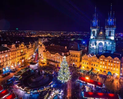 Toàn cảnh chợ Giáng Sinh Prague (Cộng Hòa Séc) (Ảnh: Internet).