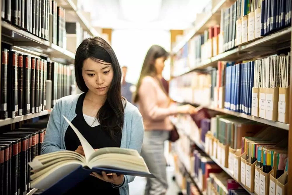 Không ngừng học tập để ngày một trở nên thông thái sẽ giúp bạn đến gần hơn với thế giới (Nguồn: Internet) Không ngừng học tập để ngày một trở nên thông thái sẽ giúp bạn đến gần hơn với thế giới (Nguồn: Internet)