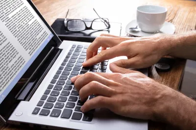 Kiếm tiền từ những con chữ- điều mà ai cũng có thể làm