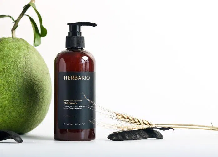 Dầu gội thuần chay Bồ Kết và Vỏ Bưởi Herbario nuôi dưỡng tóc (nguồn: Internet).