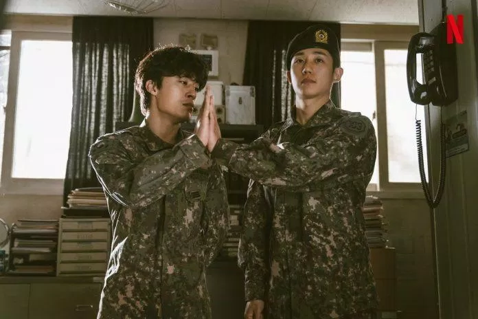 Jung Hae In và Goo Kyo Hwan trong phim Truy Bắt Lính Đào Ngũ. (Nguồn: Internet)