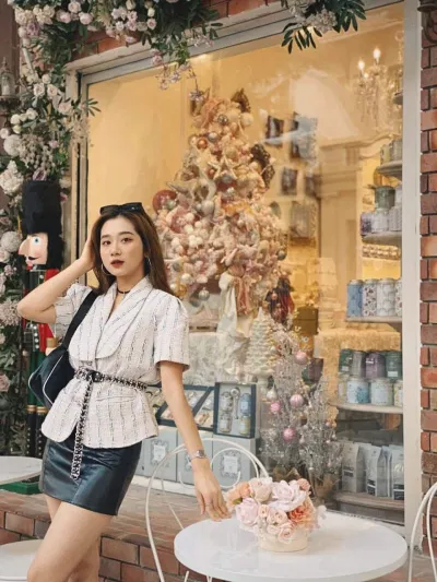 Góc sống ảo cực xinh (nguồn ảnh: FB Hoàng Thùy Linh)
