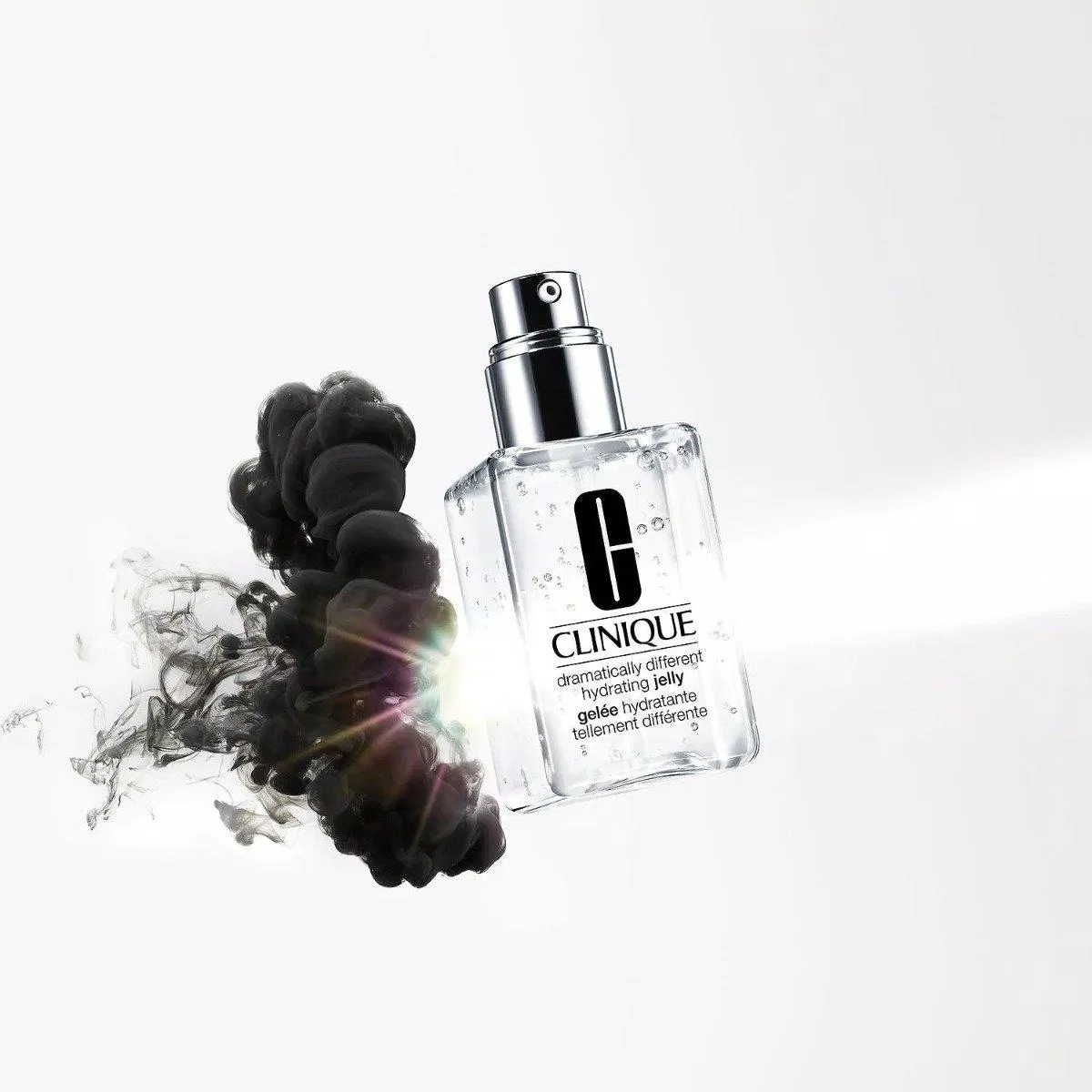 Clinique Dramatically Different Hydrating Jelly có thiết kế dạng chai thủy tinh siêu sang chinh phục mọi ánh nhìn (Nguồn: internet)