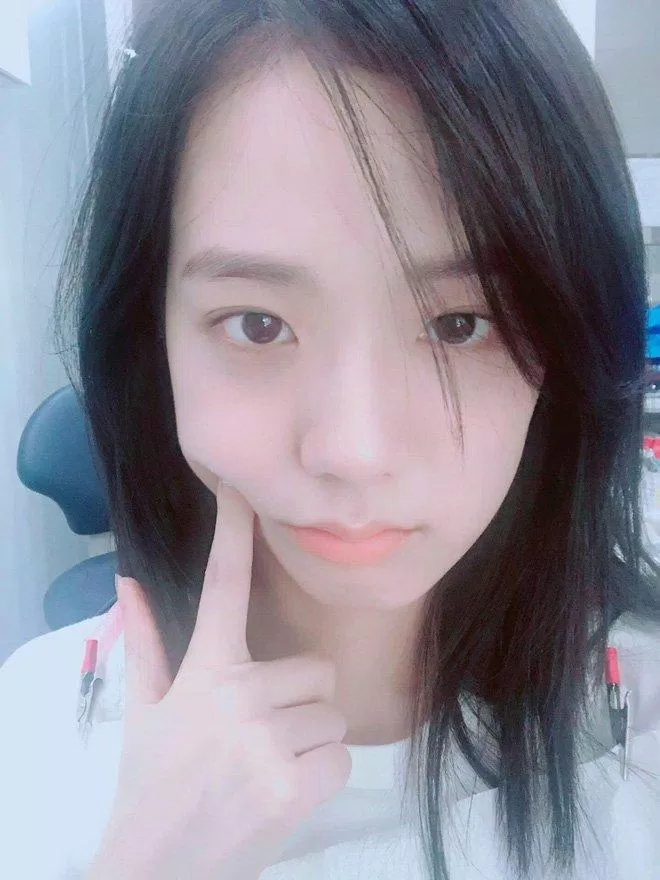 Mặt mộc xinh đẹp của Jisoo (Nguồn: Internet) Mặt mộc xinh đẹp của Jisoo (Nguồn: Internet)