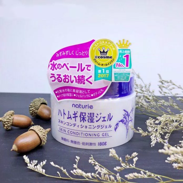 Naturie Skin Conditioning Nhật Bản chứa 81% lượng nước mang lại cảm giác tươi mát và thoải mái khi sử dụng (Nguồn: Internet)